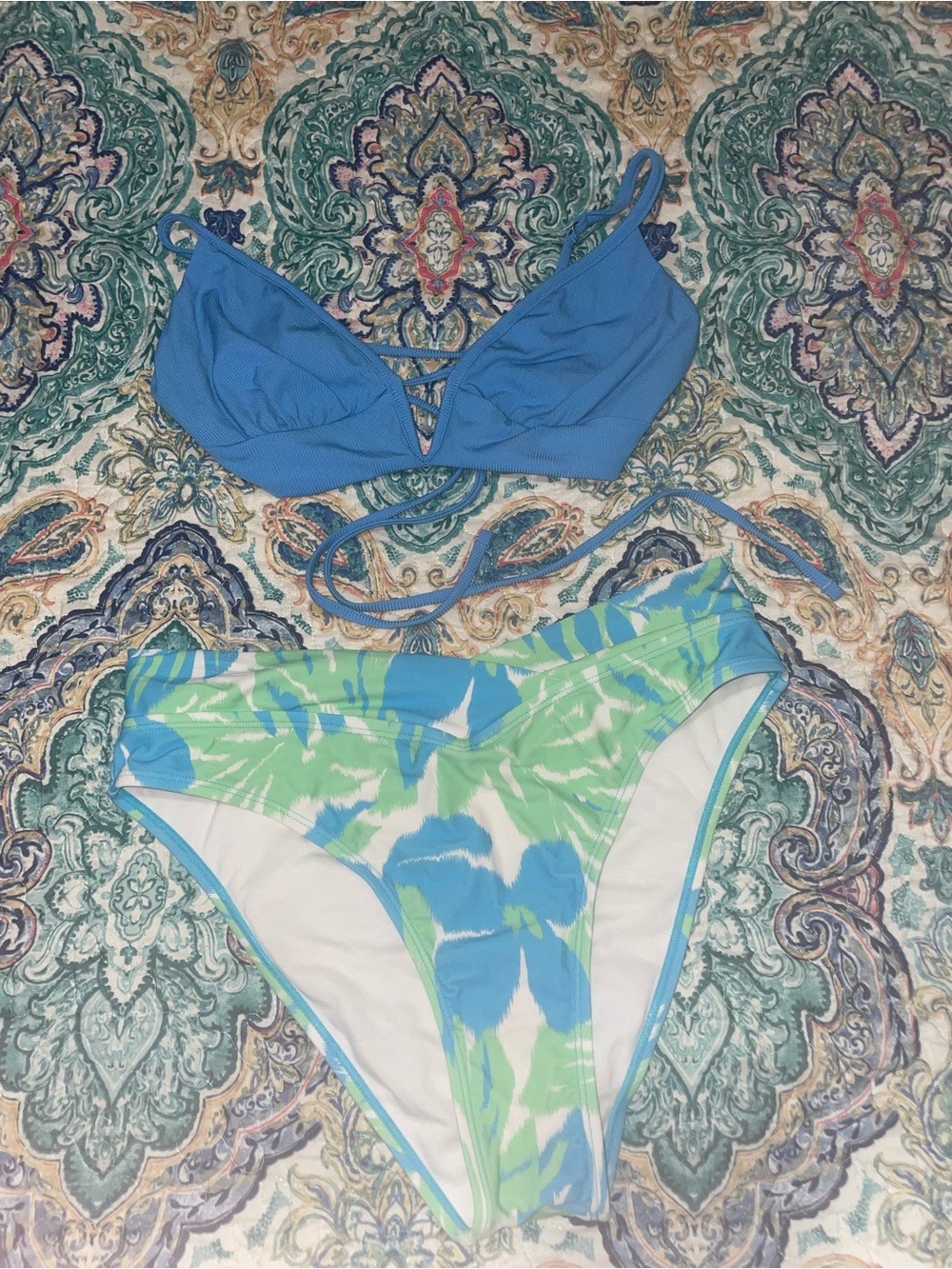 Blue & Green Girls' Two-Piece One-Piece Style Swim Set